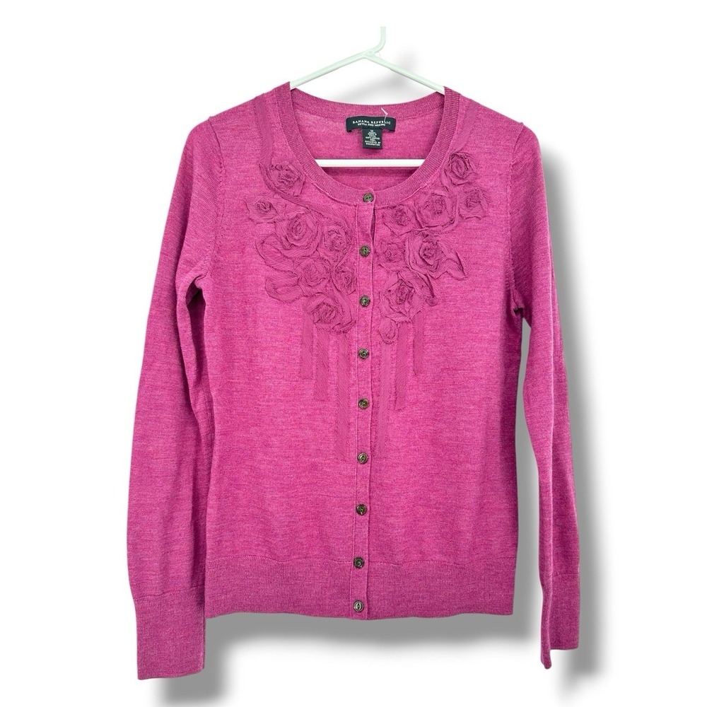Banana Republic Merino Wool Cardigan M Pink Floral Rosette Coquette Romantic